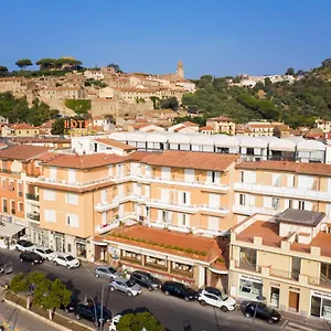 Cav Approdo ** Castiglione della Pescaia